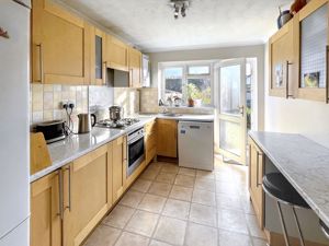 Kitchen- click for photo gallery